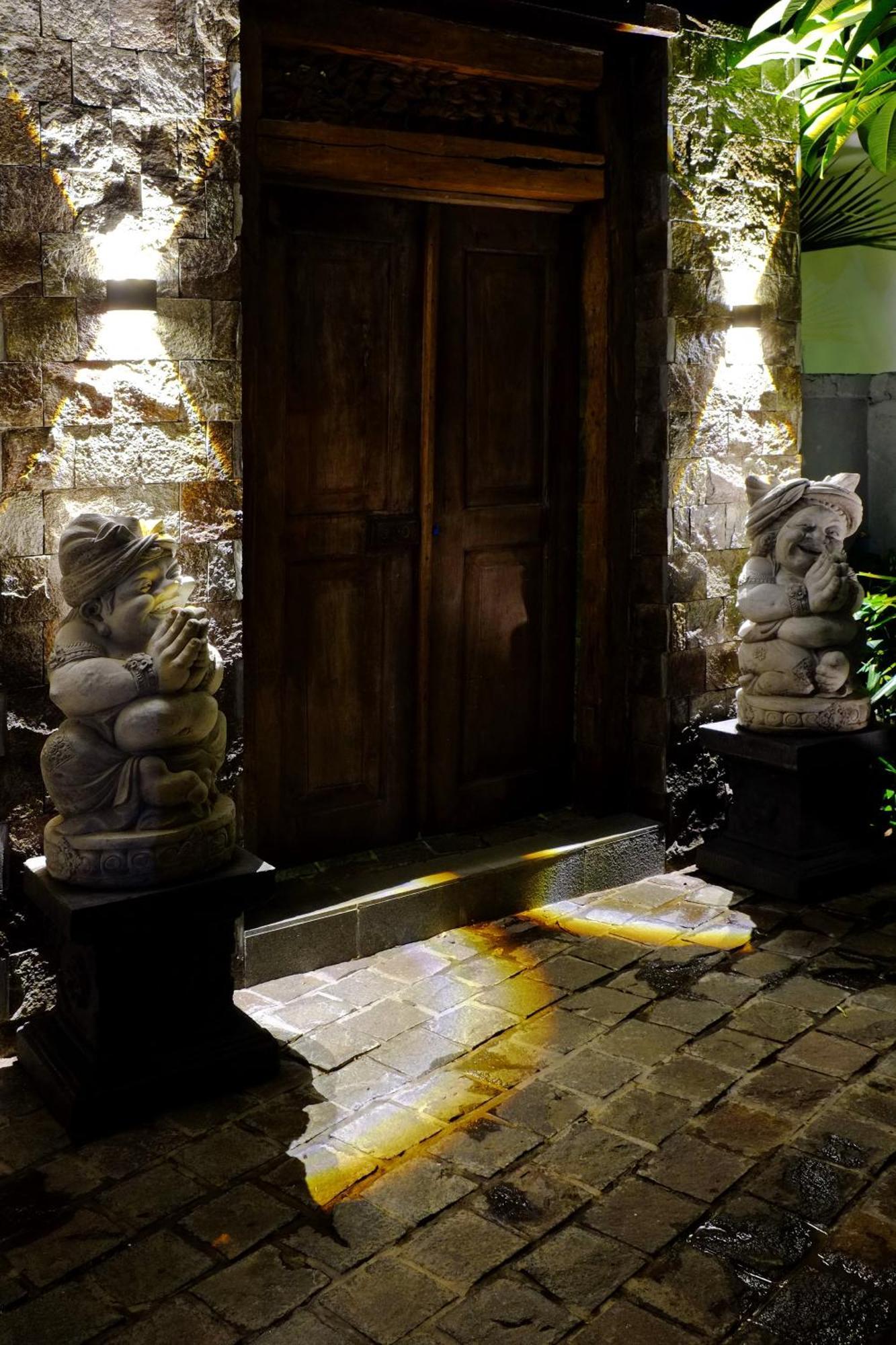 O.B Oemah Bone Homestay Sanur Exterior foto